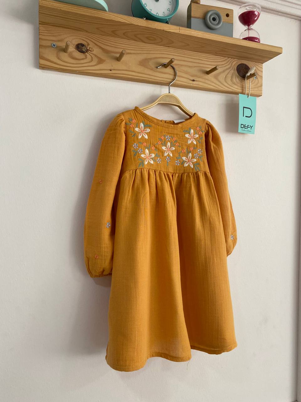 Robe brodée en gaze de coton