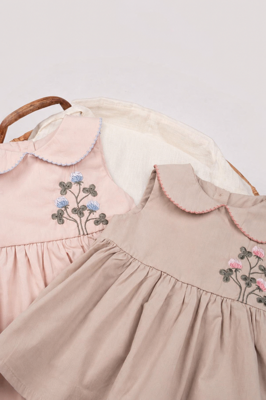 Robe Flora