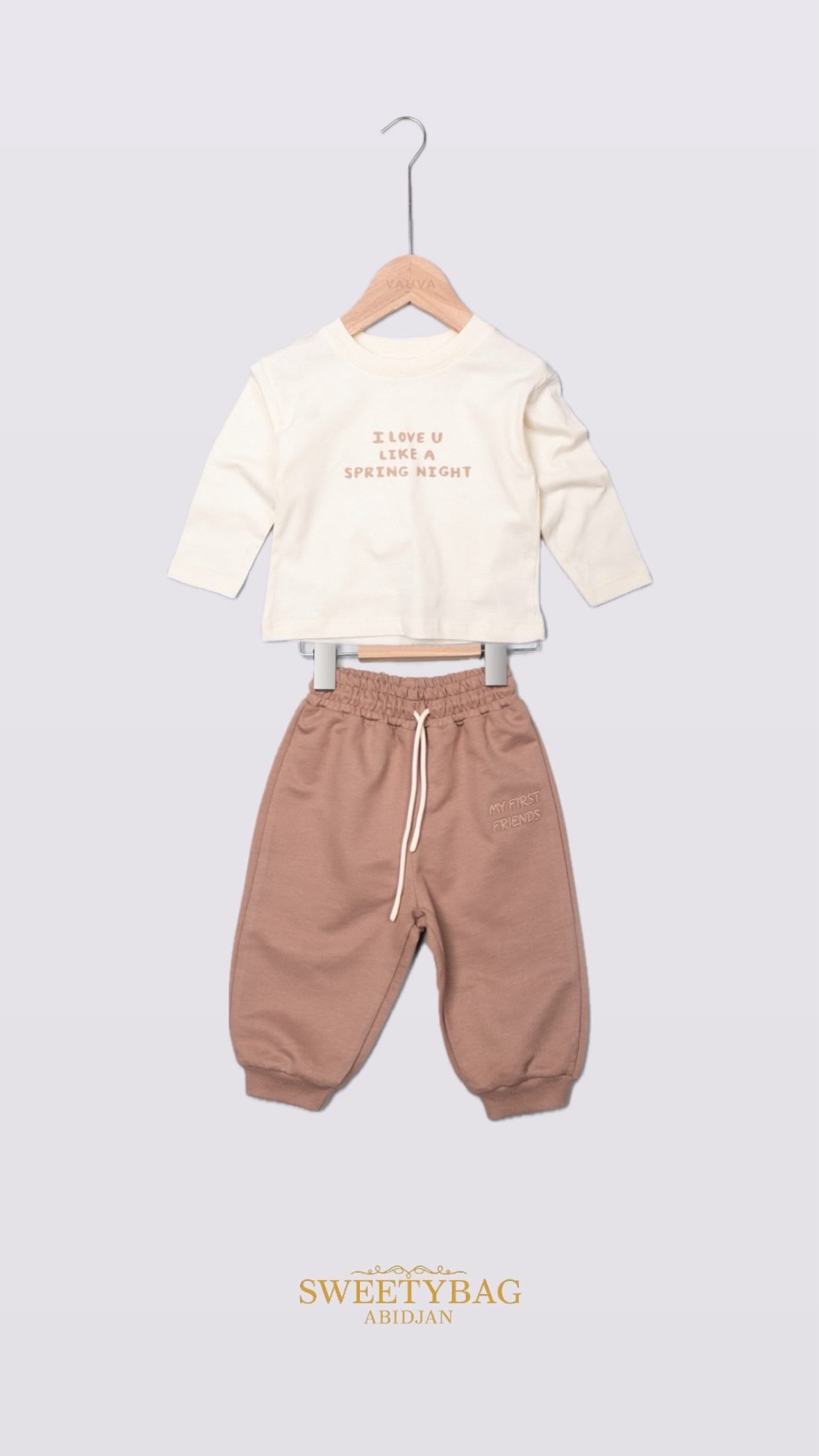 Ensemble casual